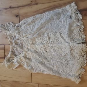Lace type top